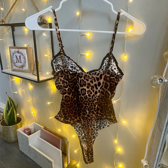 Forever 21 Velvet Ruched Leopard Cami Bodysuit - Picture 2 of 4